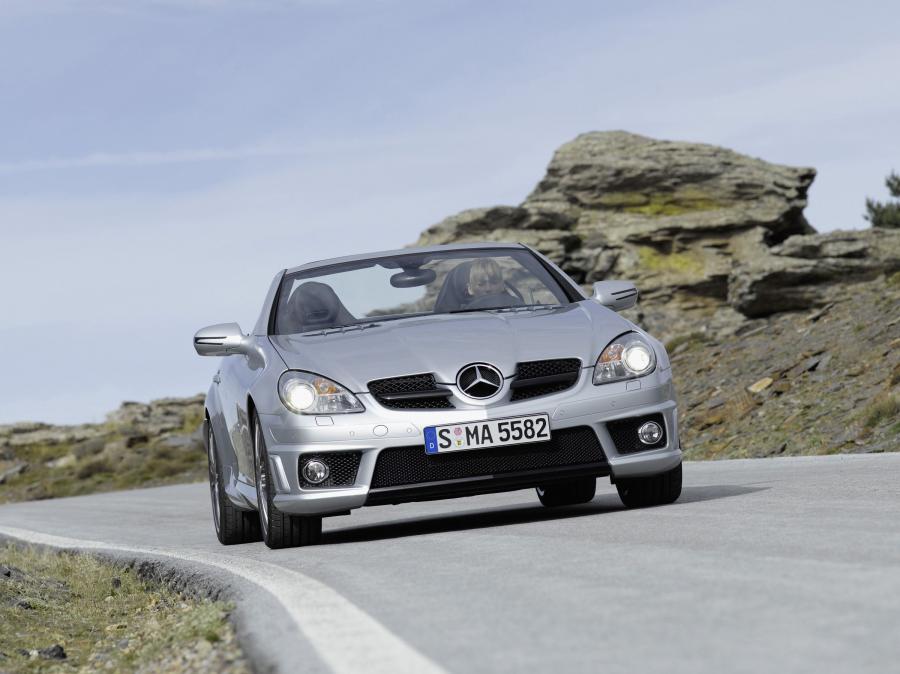 Mercedes-Benz SLK55 AMG 2008 года  (фото 15 из 77)